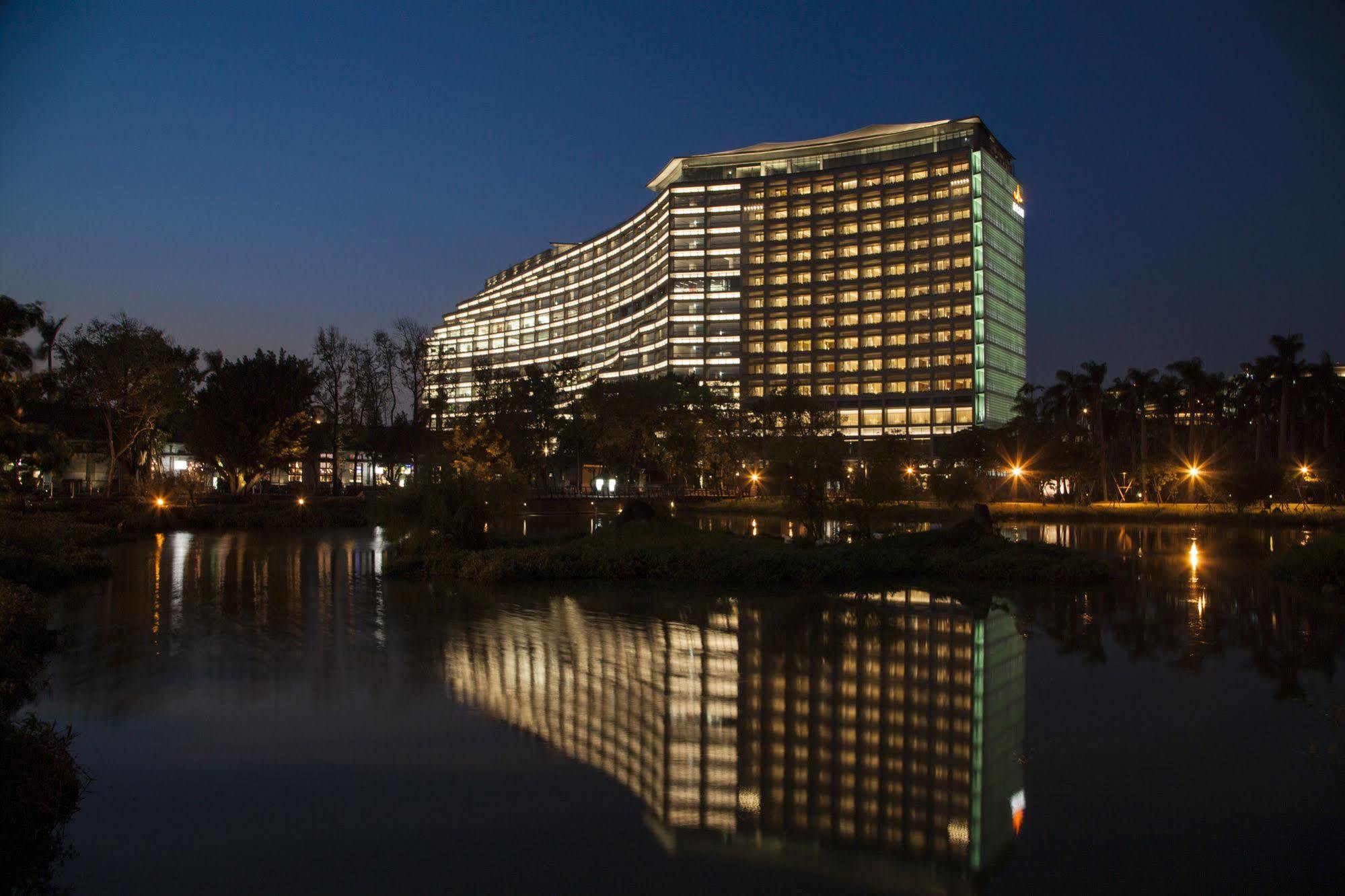 Eslite Hotel Тайбей Екстер'єр фото