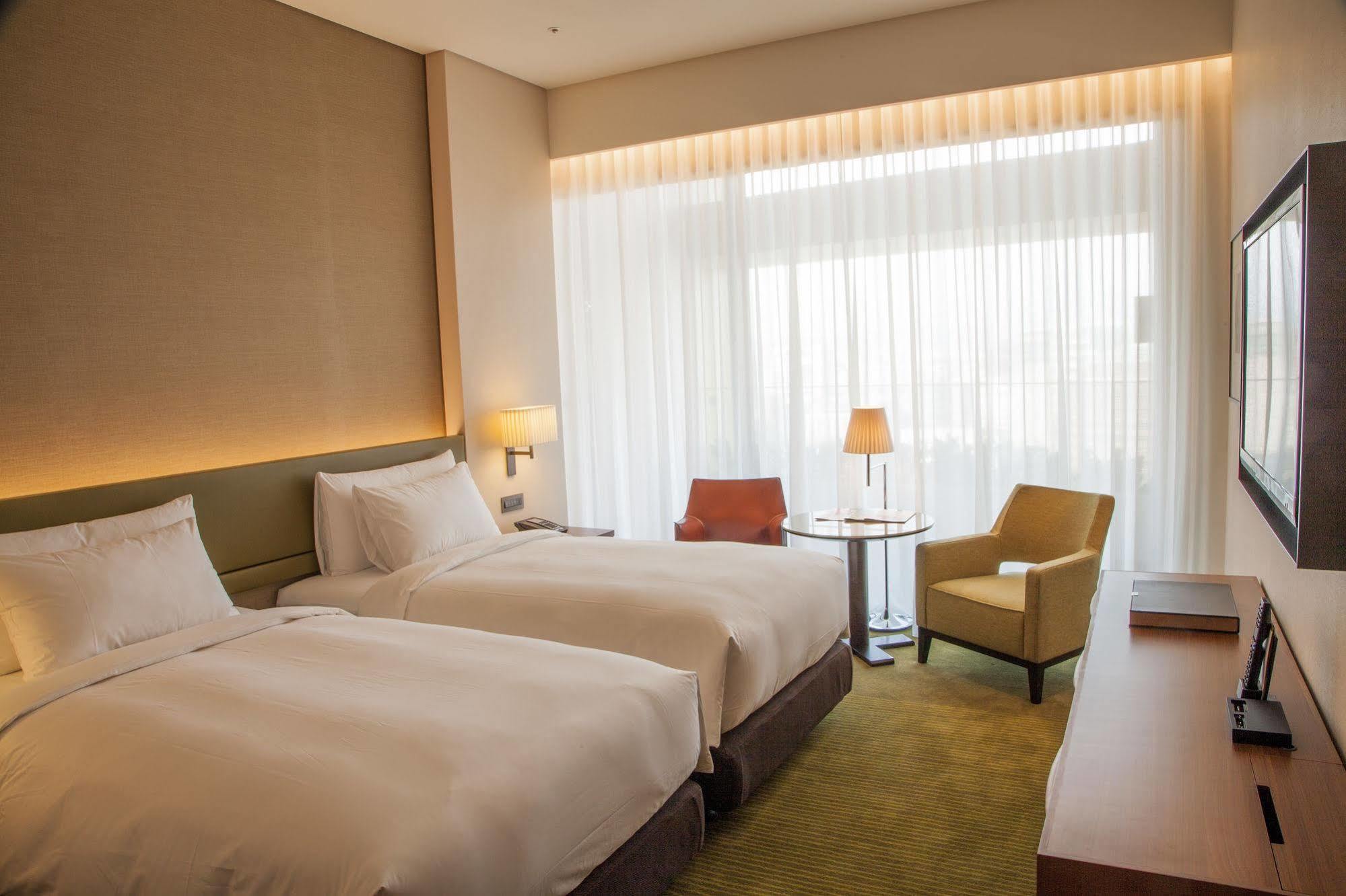 Eslite Hotel Тайбей Екстер'єр фото